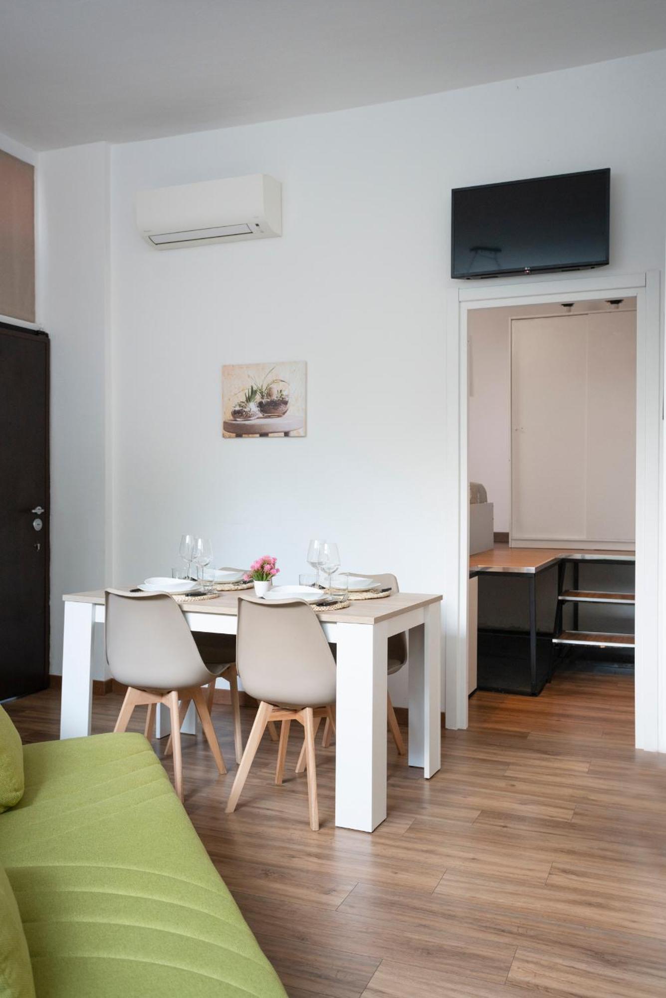 Elegant Sweet Home Suite - Milan, 15 Minute Duomo מראה חיצוני תמונה